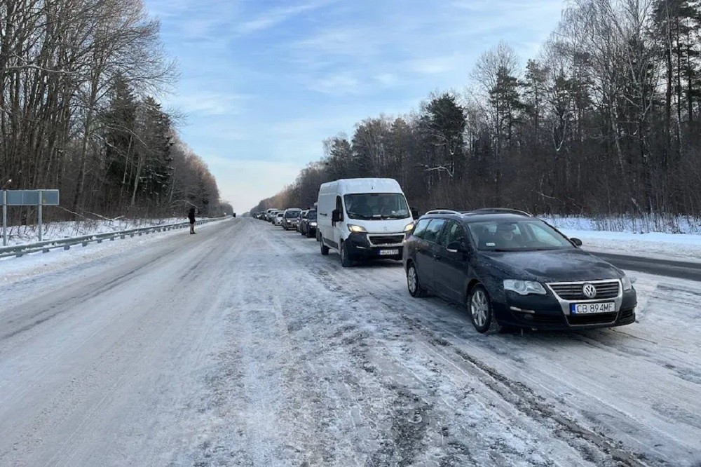 Очереди продают дороже на границе из Калининграда в Польшу, чем из Польши в Брест