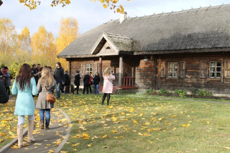 В музее-усадьбе «Заосье» всегда полно. Уникальные памятники Барановичского района