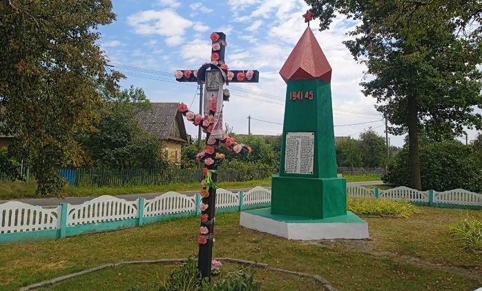 Памятник в Гощево