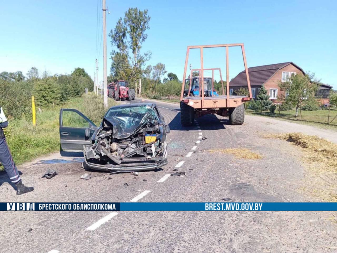 Пьяный бесправник врезался в трактор в Малоритском районе