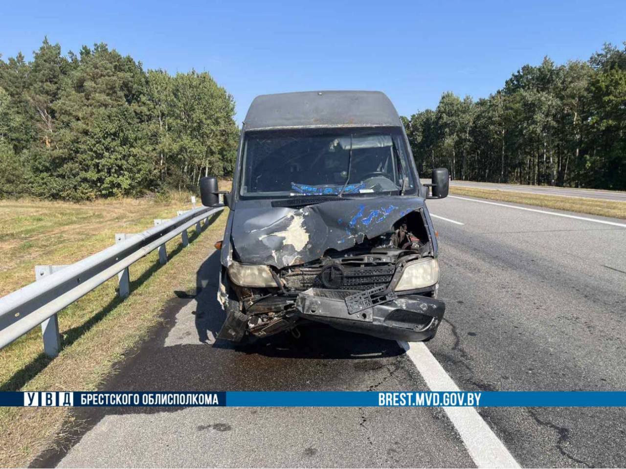 После аварии в Ивацевичском районе два человека попали в больницу